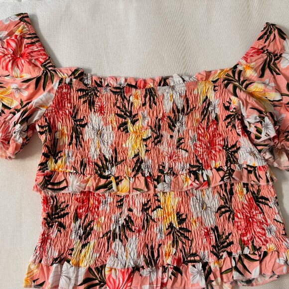Superdown Juliette Smocked Crop Top, Peach, floral, Size: Small, NWOT - Picture 1 of 7